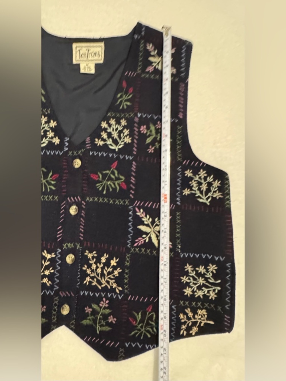Tantrums Vintage Wool Blend Floral Embroidered Patchwork Vest Size M - Picture 8 of 8